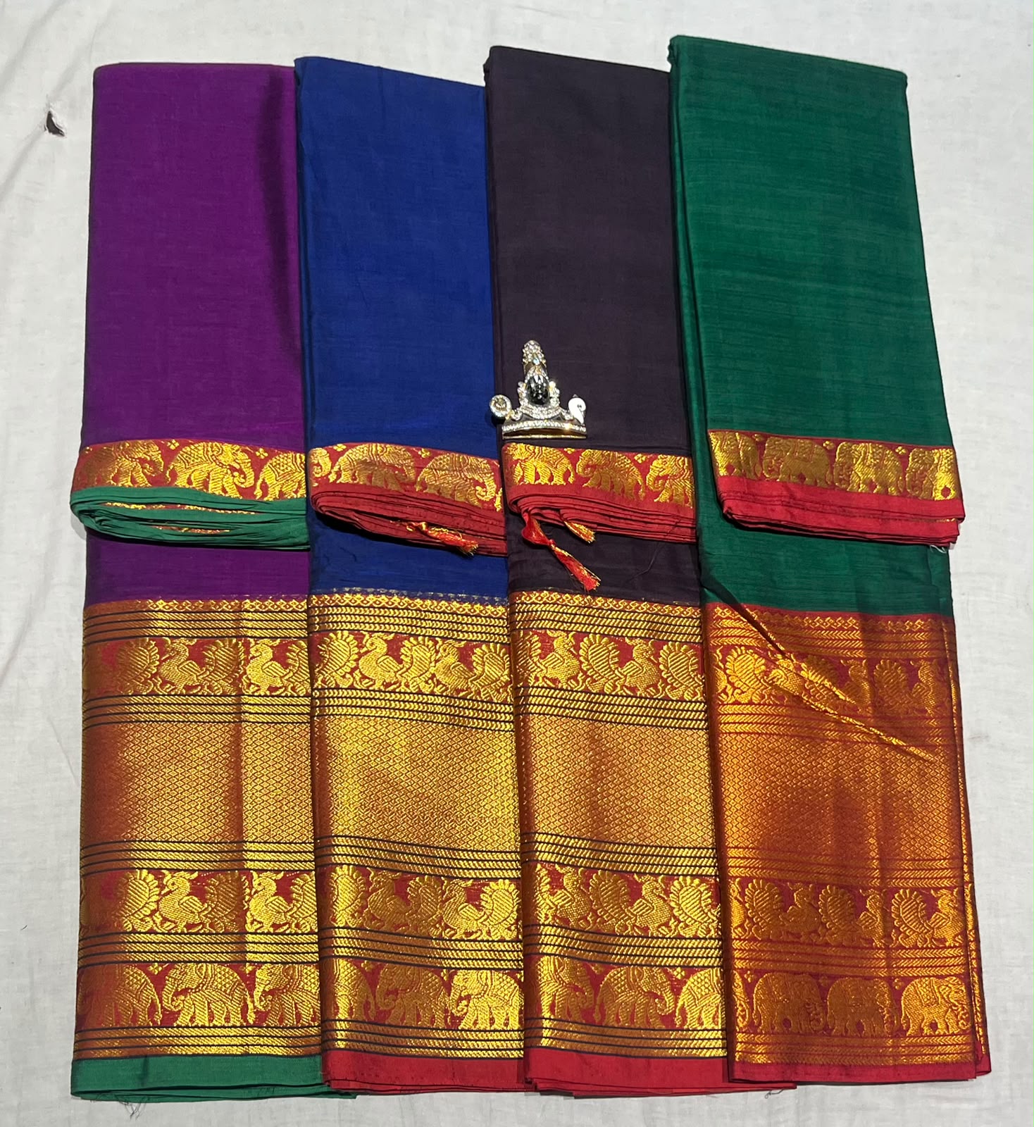 Pure Handwoven Traditional Soft Narayanpeth Mayuri Border Saree